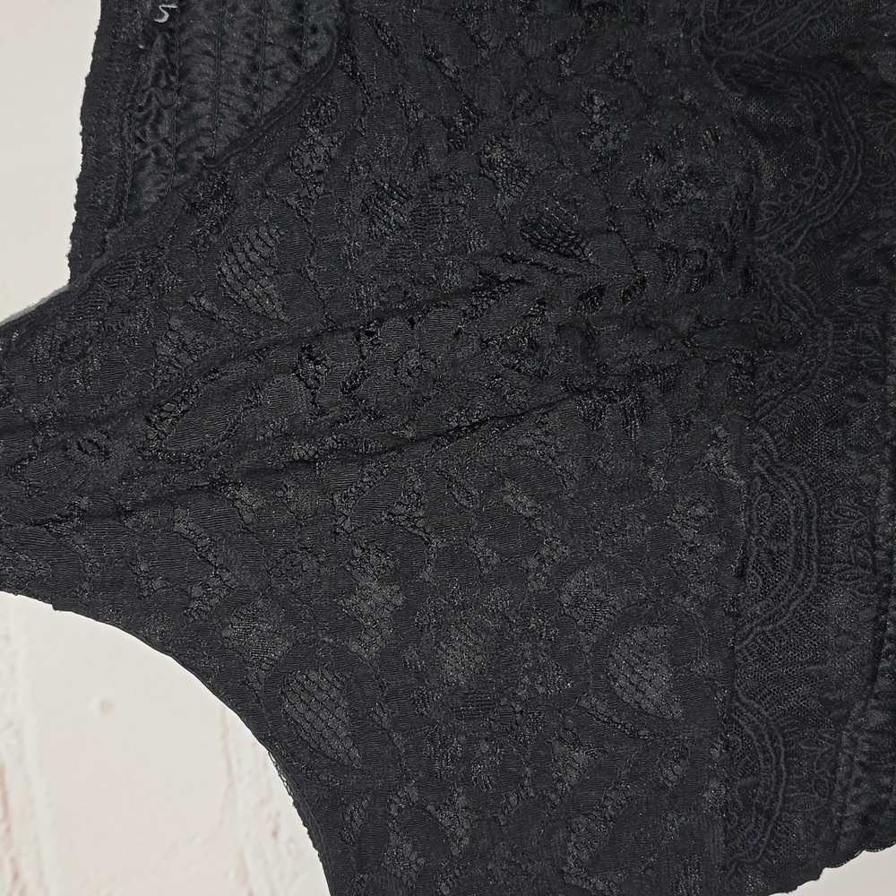 Torrid Lace Print Smocked Crop Top Black Womens Size 4x NWOT - Picture 3 of 12